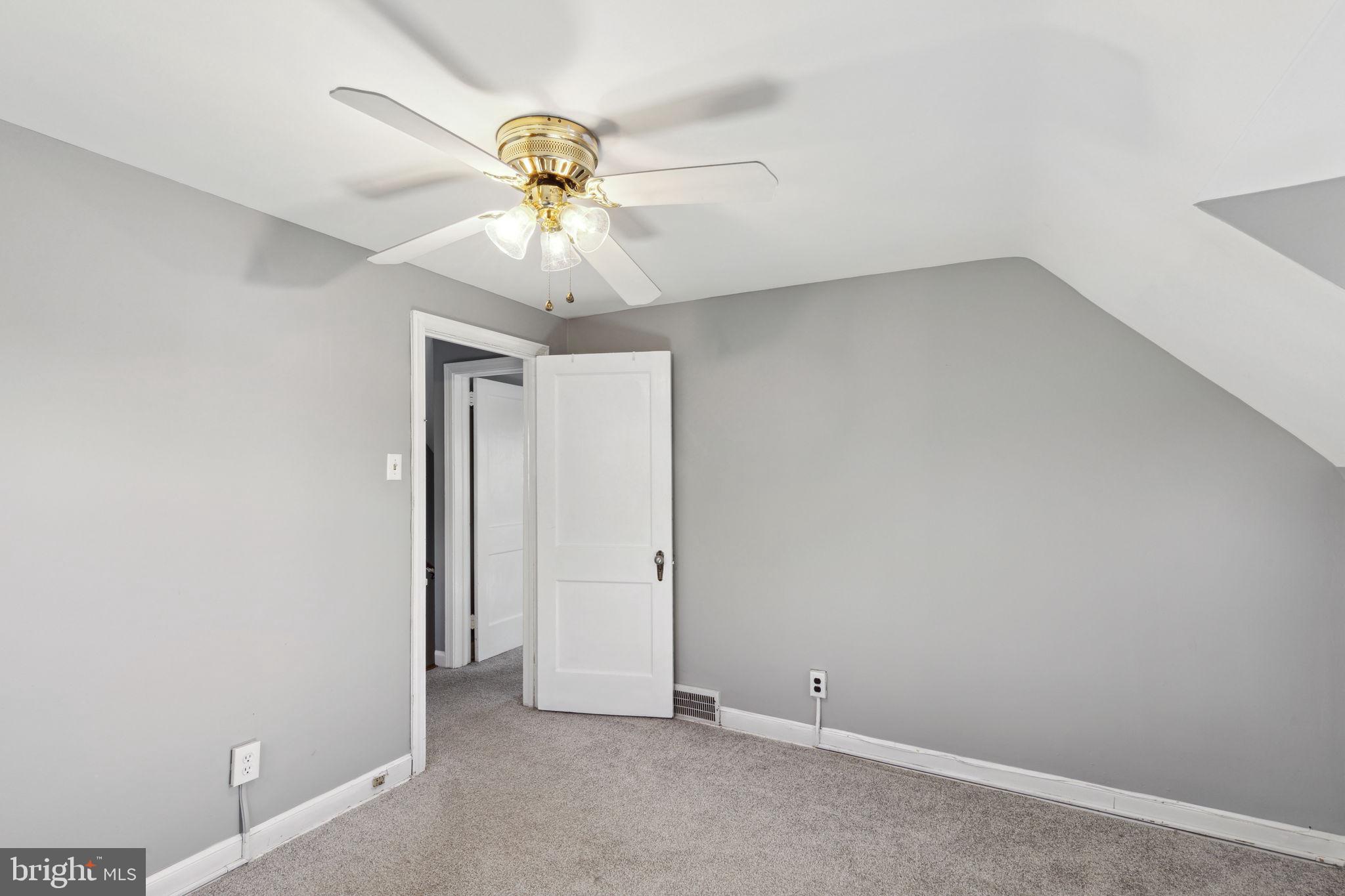 7806 Ridge Avenue Philadelphia, PA 19128 - Photo 30 of 35