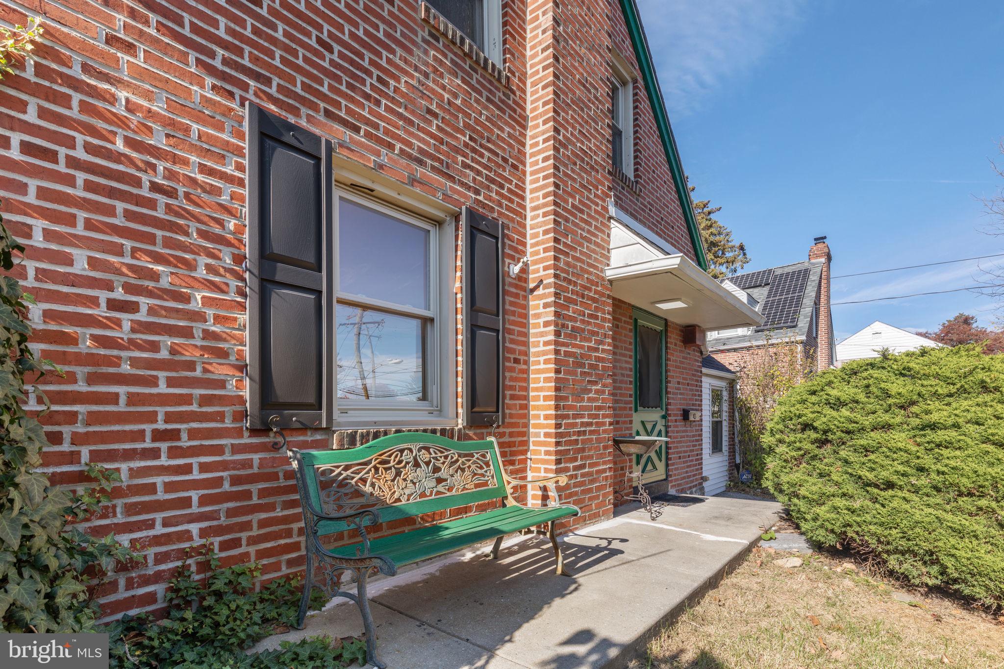 7806 Ridge Avenue Philadelphia, PA 19128 - Photo 3 of 35