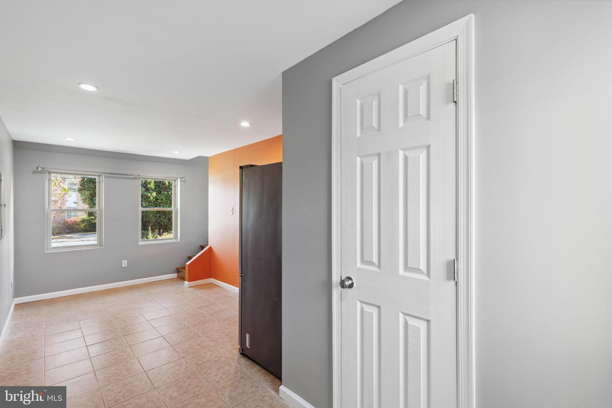 7806 Ridge Avenue Philadelphia, PA 19128 - Photo 10 of 35