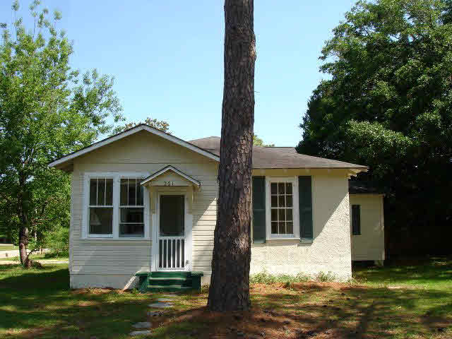 201 White Avenue Fairhope, AL 36532 - Photo 1 of 1