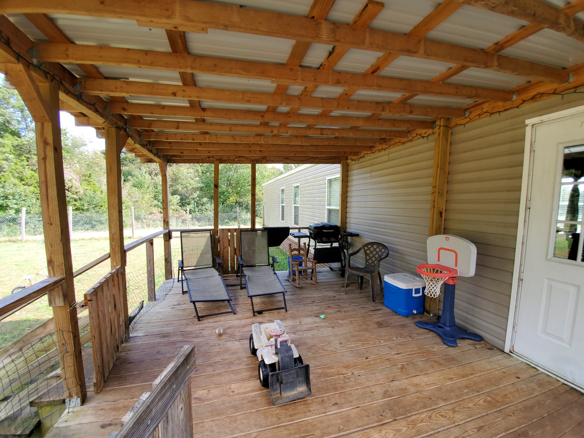 202 Baker Road Morrison, TN 37357 - Photo 6 of 13 a living room with furniture