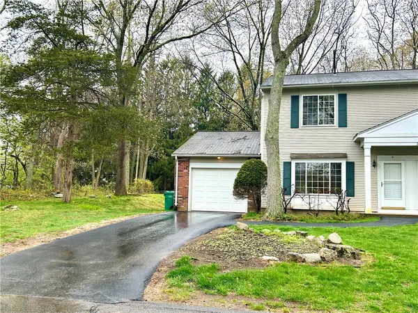 $355,000 | 2 Eagle Run, Unit A, Warwick, RI 02818