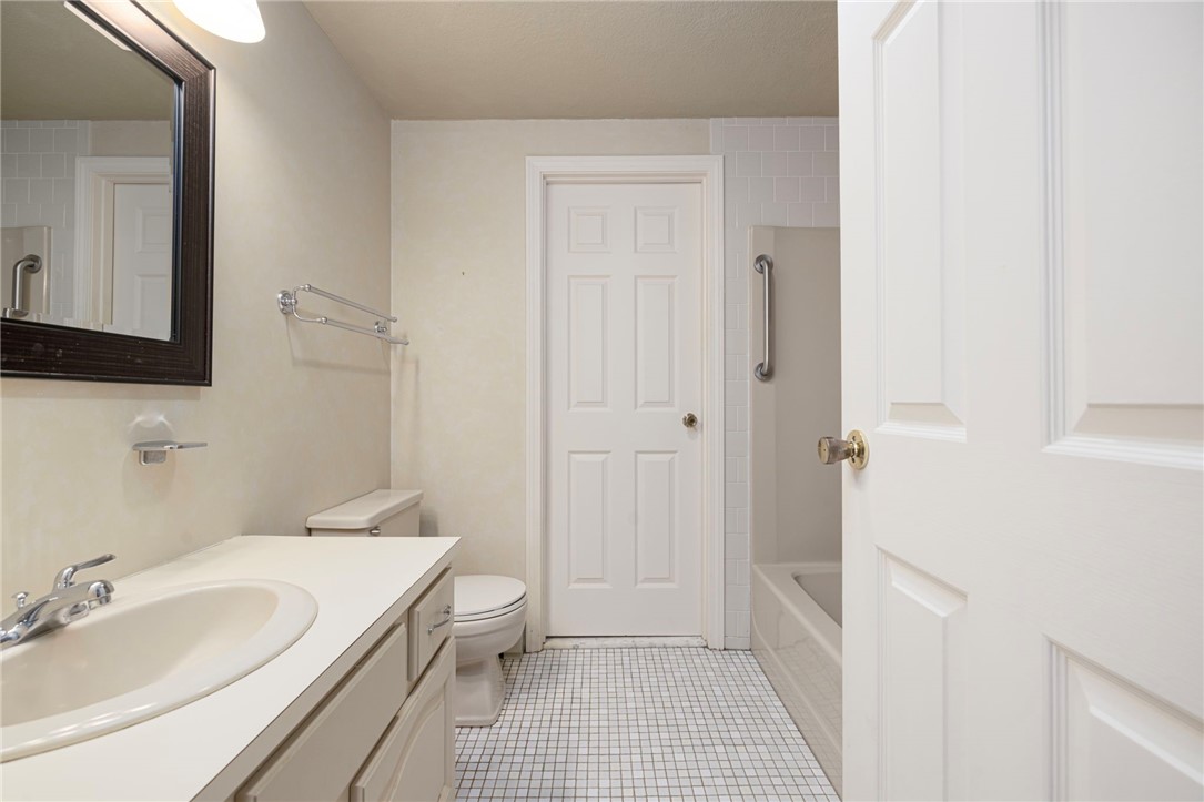 2 Eagle Run, Unit A Warwick, RI 02818 - Photo 19 of 27