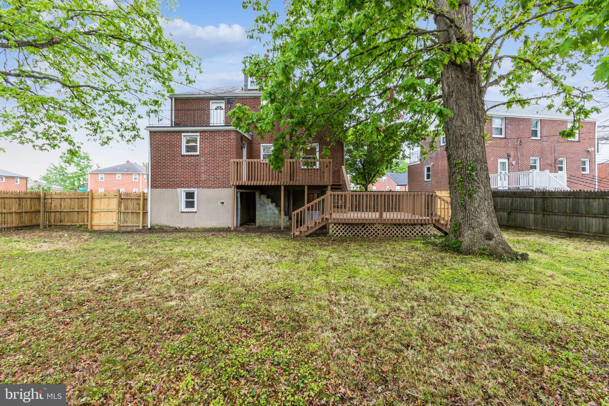 740 Charing Cross Road Baltimore, MD 21229 - Photo 28 of 29 BackYard
