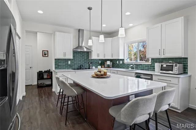 $570,000 | 1688 Cedar Park Road, Hillsboro, MO 63050