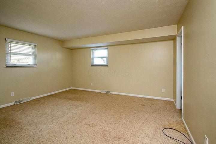 8286 Richardson Road Groveport, OH 43125 - Photo 10 of 18