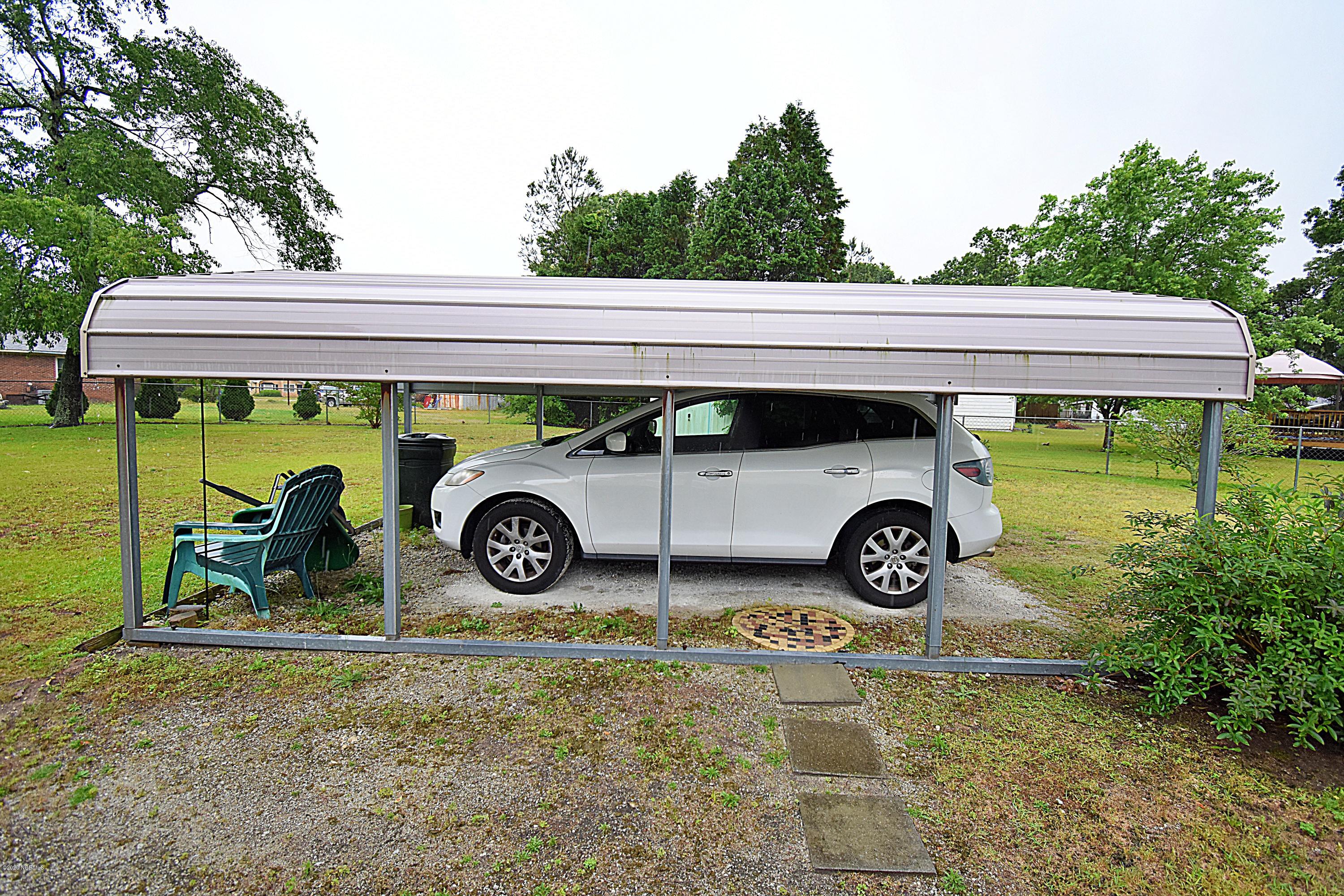 547 Chair Road New Bern, NC 28560 - Photo 20 of 21 Carport