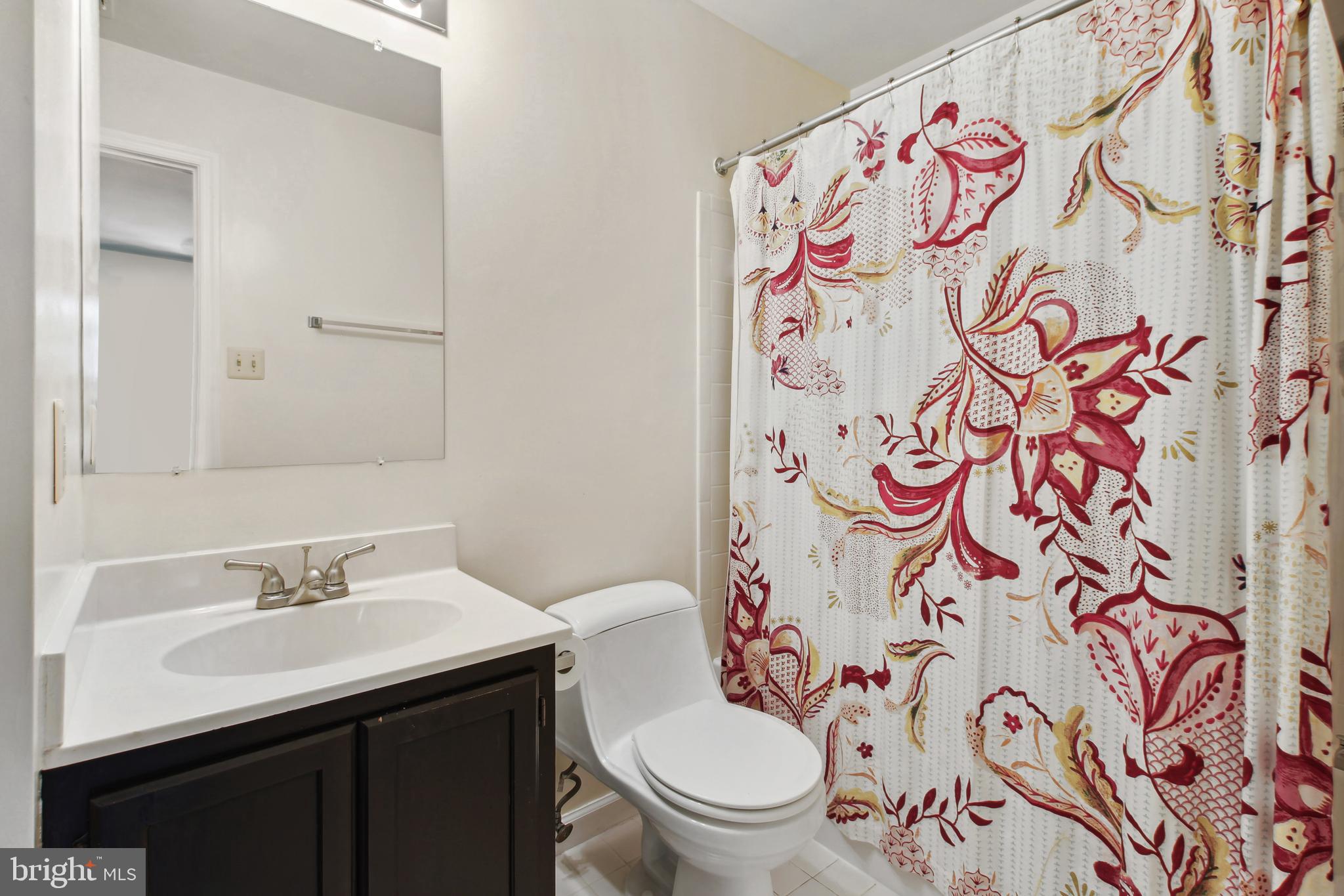 3305 Sea Port Way Silver Spring, MD 20902 - Photo 13 of 34