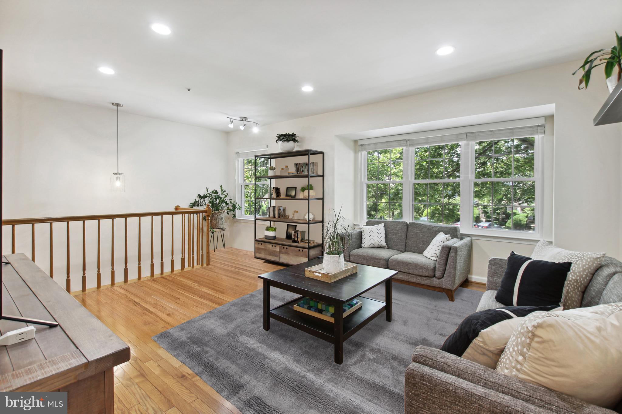 3305 Sea Port Way Silver Spring, MD 20902 - Photo 5 of 34