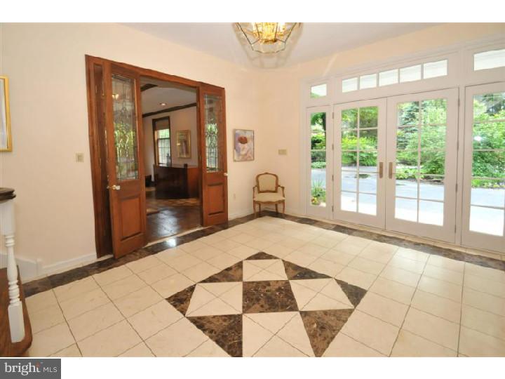 1075 Susquehanna Road Rydal, PA 19046 - Photo 3 of 25 Foyer