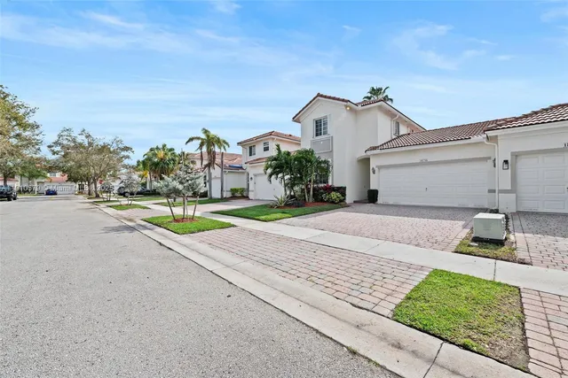 $518,000 | 18746 Southwest 27th Court, Miramar, FL 33029