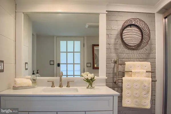 $749,900 | 18 Musser Lane, Muncy, PA 17756