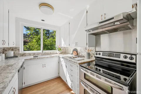 $1,799,000 | 1819 8th Avenue, San Francisco, CA 94122