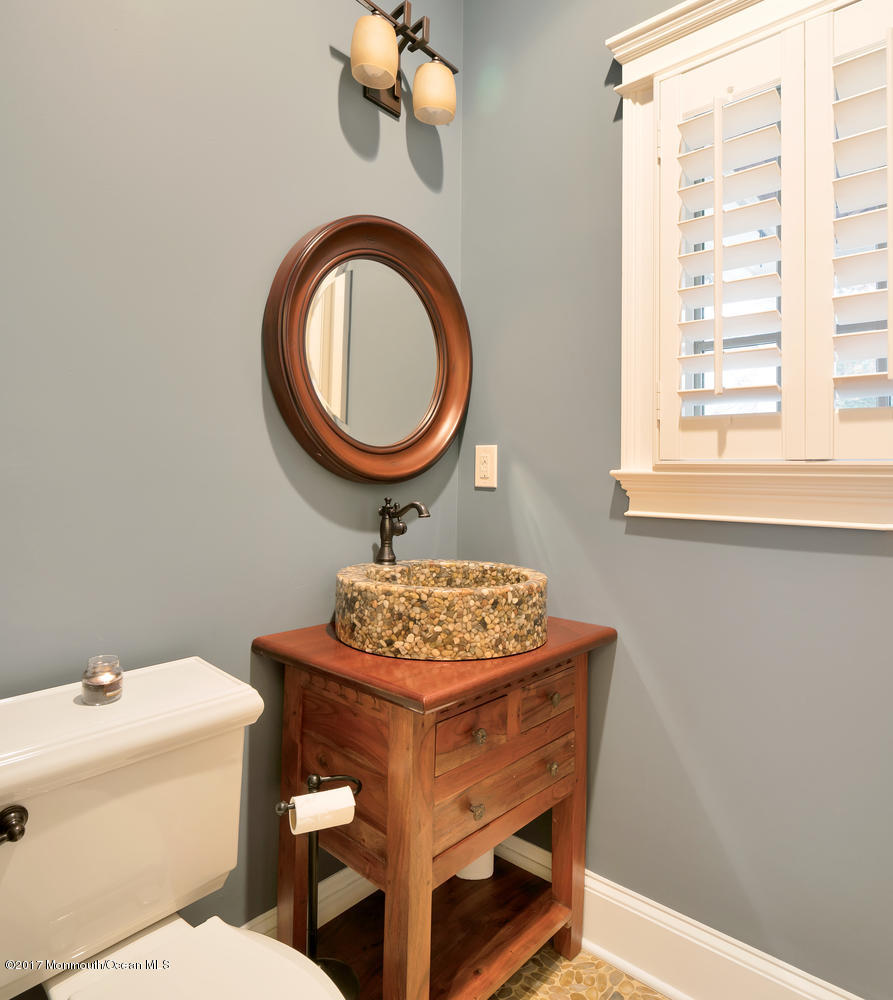 196 Spring Street Red Bank, NJ 07701 - Photo 13 of 39 196 Spring St Red Bank NJ-large-019-33-4