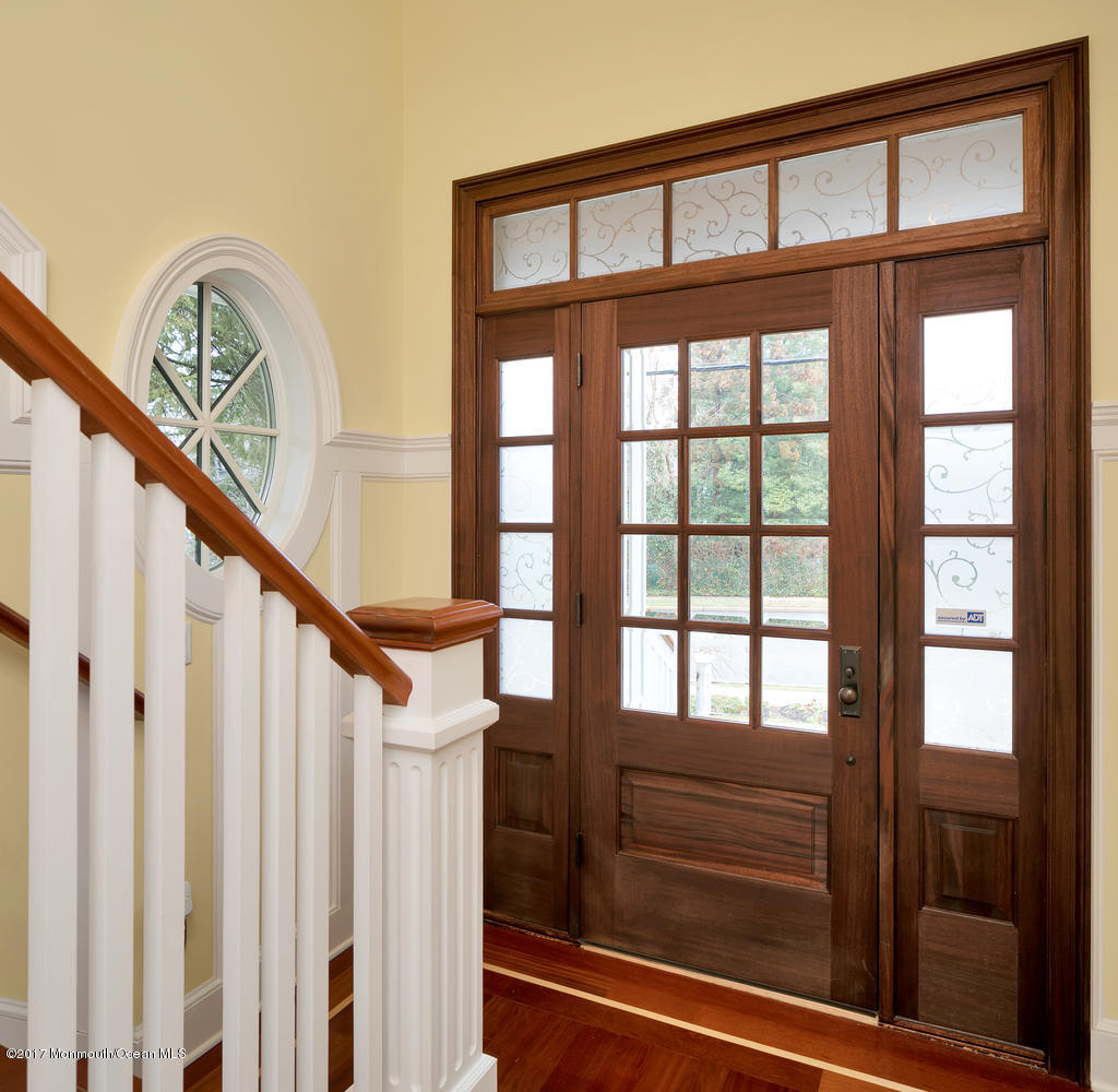 196 Spring Street Red Bank, NJ 07701 - Photo 17 of 39 196 Spring St Red Bank NJ-large-005-30-4