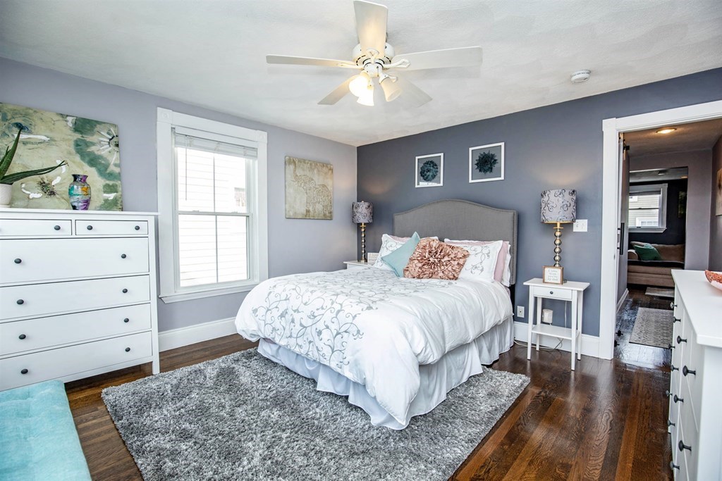 189 Burrill Street, Unit 2 Swampscott, MA 01907 - Photo 11 of 23