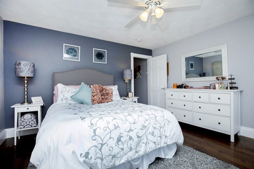 189 Burrill Street, Unit 2 Swampscott, MA 01907 - Photo 12 of 23
