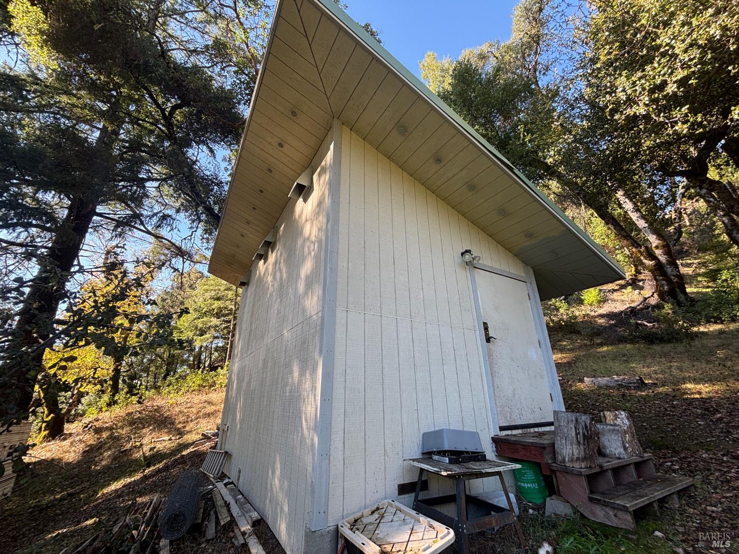 3701 Radical Ridge Road Redwood Valley, CA 95470 - Photo 4 of 38 a view of a small house