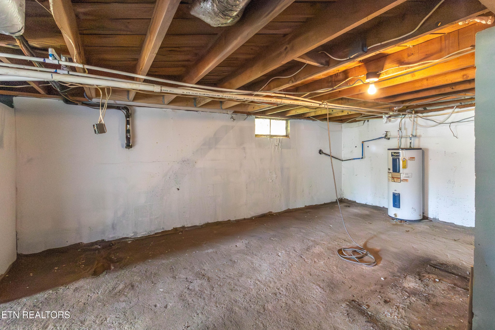 505 Foust Carney Road Powell, TN 37849 - Photo 36 of 40 a view of a room with wooden walls