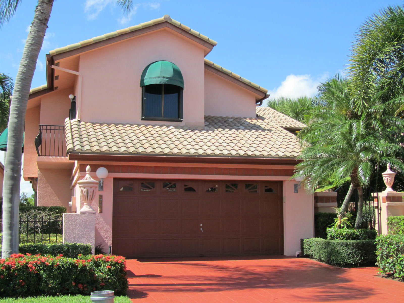 6489 Via Benita Boca Raton, FL 33433 - Photo 2 of 27 Front