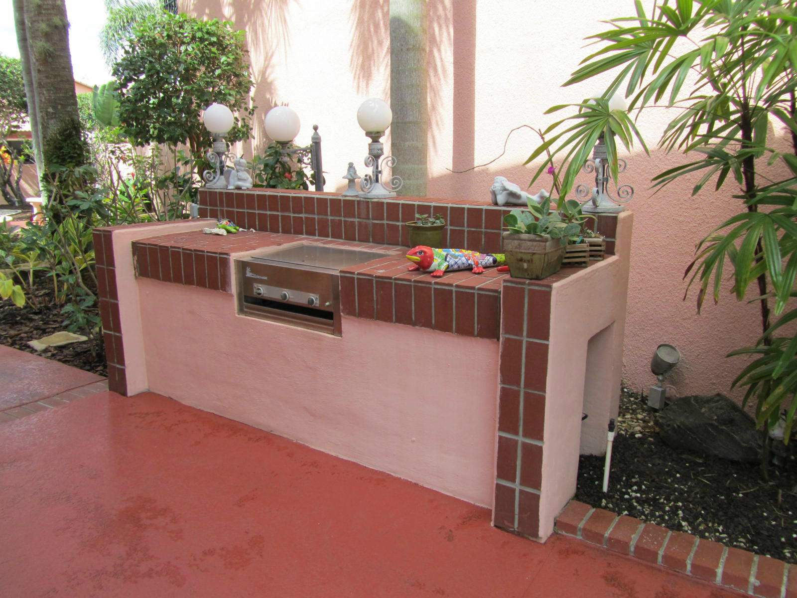 6489 Via Benita Boca Raton, FL 33433 - Photo 21 of 27 Built in grill