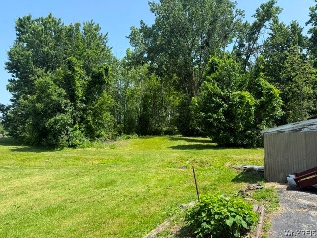 7813 Chestnut Ridge Road Royalton, NY 14067 - Photo 3 of 15 Side back
