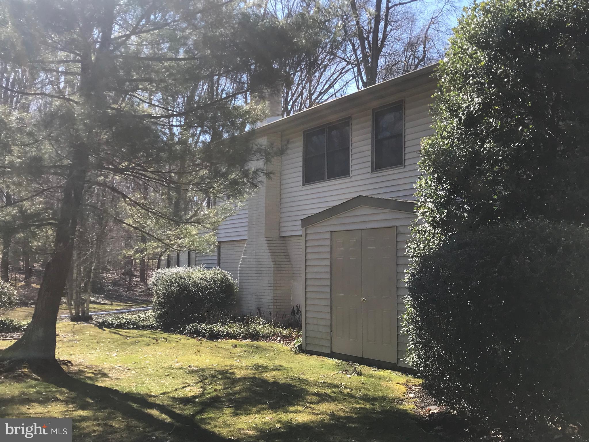 2555 Martin Road Willow Grove, PA 19090 - Photo 3 of 31 Gallery Image 3