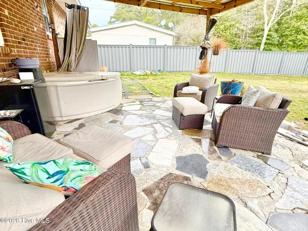 $210,000 | 8451 Highway 306, Arapahoe, NC 28510