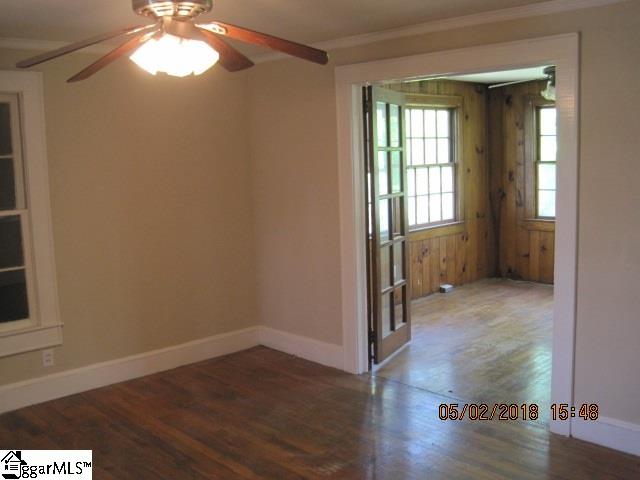 1917 Old Easley Bridge Road Greenville, SC 29611 - Photo 4 of 10 Gallery Image 4