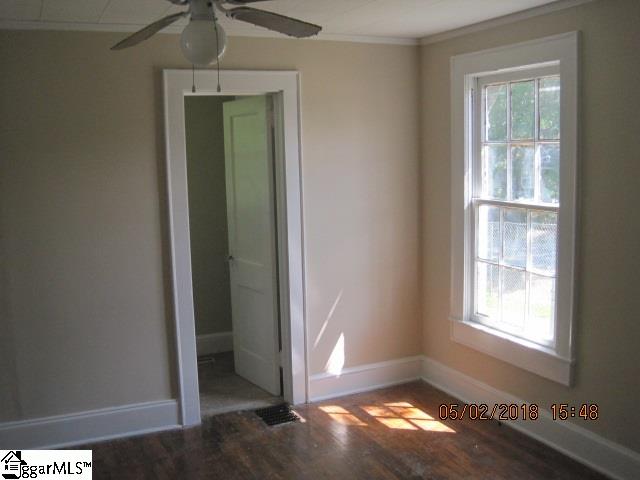 1917 Old Easley Bridge Road Greenville, SC 29611 - Photo 7 of 10 Gallery Image 7