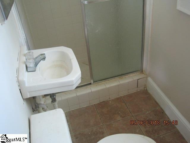 1917 Old Easley Bridge Road Greenville, SC 29611 - Photo 8 of 10 Gallery Image 8
