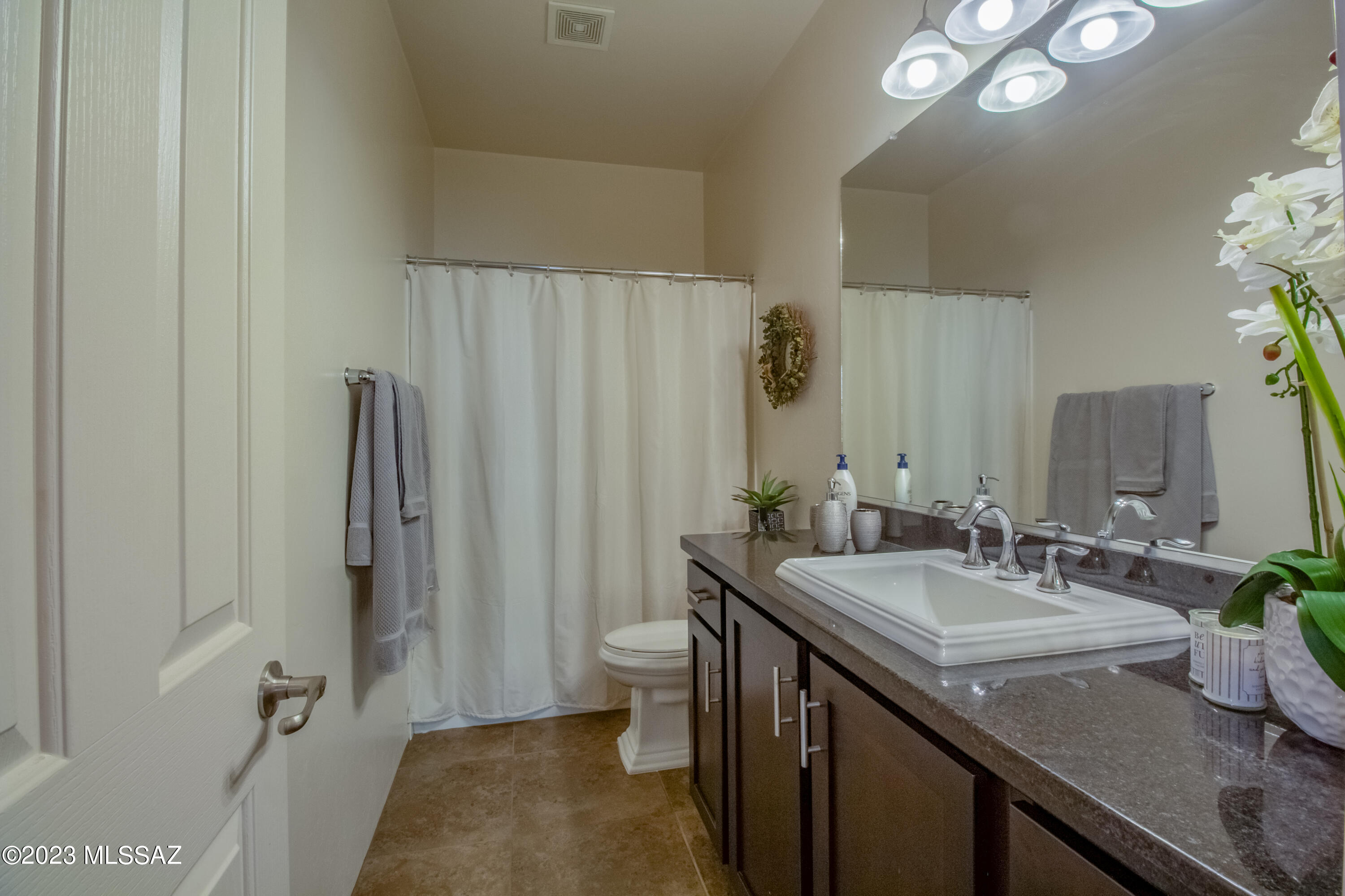 271 East Calderwood Road Tucson, AZ 85704 - Photo 16 of 28 Gallery Image 16