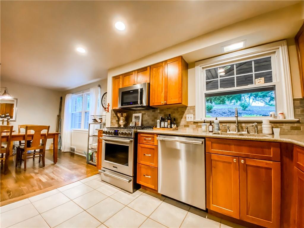 255 McIntyre Road Pittsburgh, PA 15237 - Photo 5 of 25 Fabulous 12x11 Kitchen with Ceramic Tile
