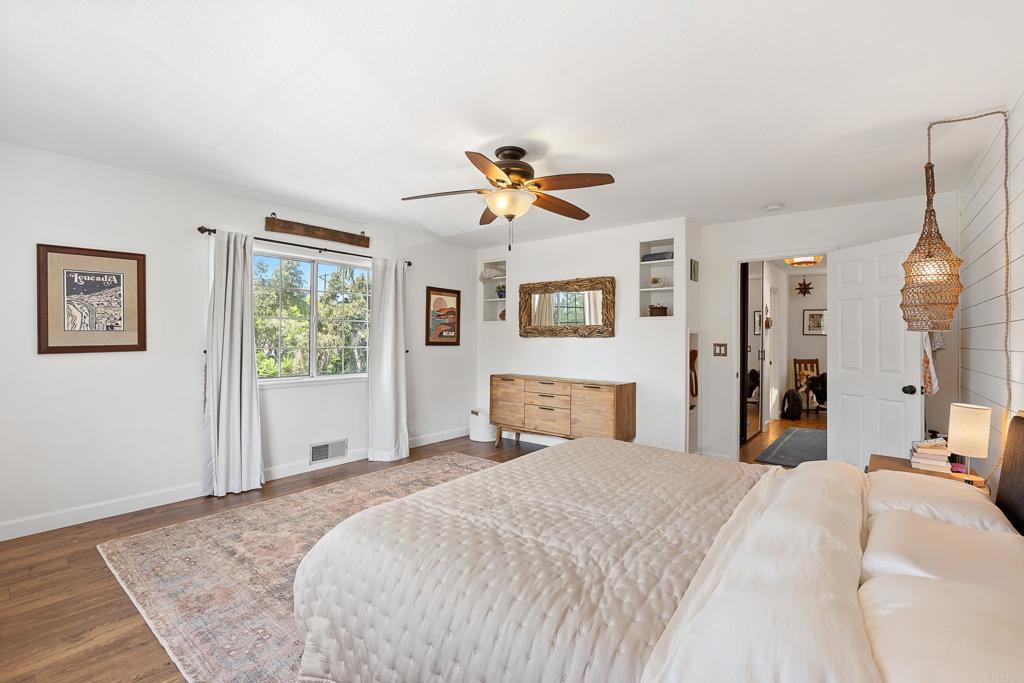 808 Palaro Drive Encinitas, CA 92024 - Photo 14 of 45