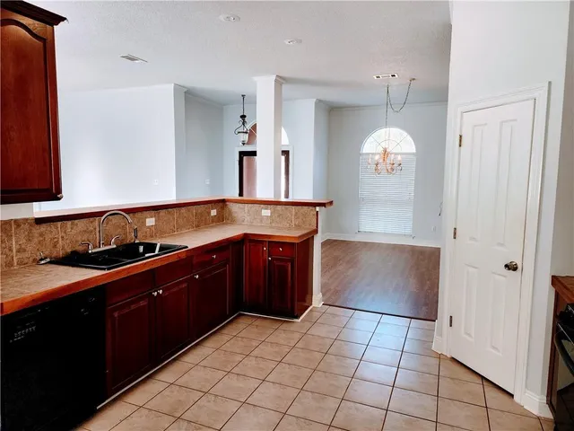 $369,000 | 403 Ave Palais Royal, Covington, LA 70433