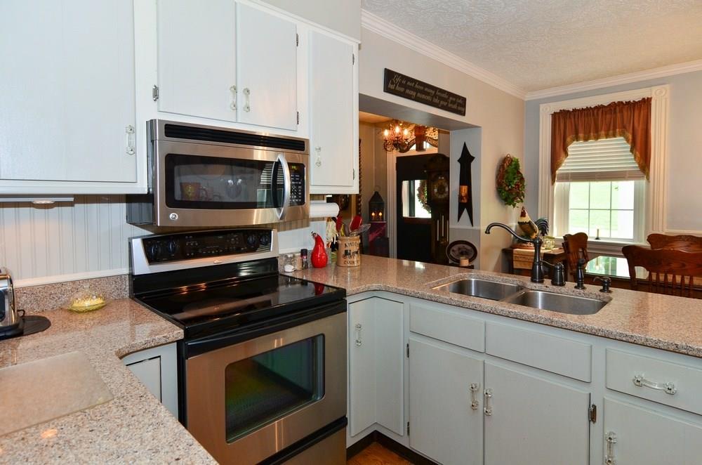 374 Rehoboth Church Road Perryopolis, PA 15473 - Photo 3 of 24
