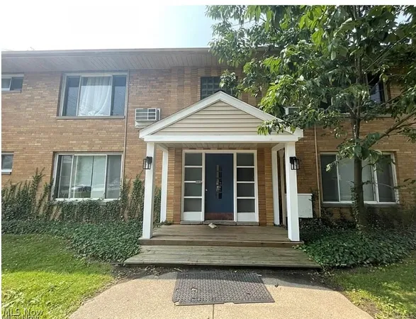$749,900 | 1560 Wagar Road, Rocky River, OH 44116