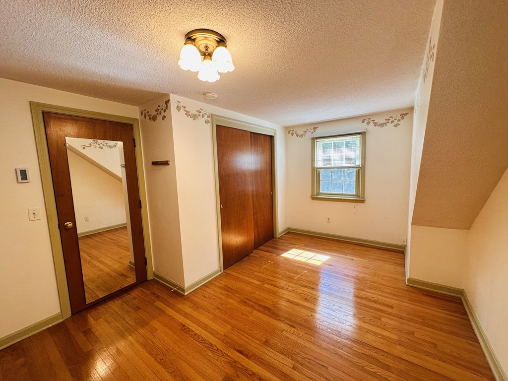 1193 Amostown Road West Springfield, MA 01089 - Photo 22 of 35 Gallery Image 22