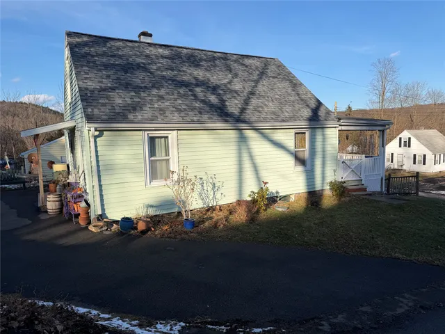 $175,000 | 1301 Carrie Avenue, Endicott, NY 13760