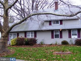 54 Rambler Lane Levittown, PA 19055 - Photo 1 of 1 Gallery Image 1