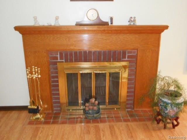 41124 Savage Road Belleville, MI 48111 - Photo 5 of 88 DSCN6113.JPG