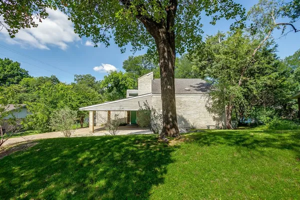 $415,000 | 600 Eastcliff Drive, Euless, TX 76040