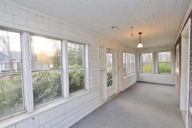 $159,900 | 71 Dillingham Street, Bangor, ME 04401