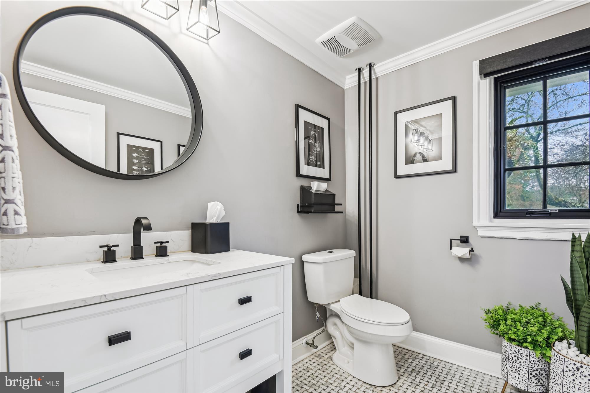 4313 Rugby Road Baltimore, MD 21210 - Photo 15 of 30 Powder Room