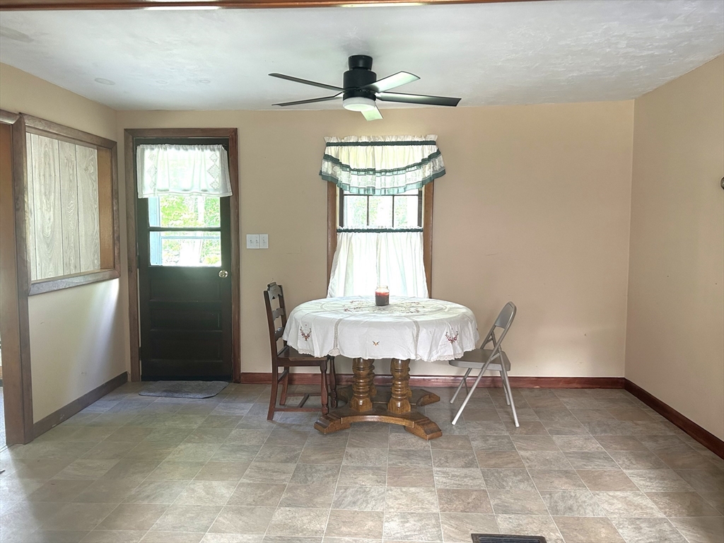 61 Carruth Road Templeton, MA 01468 - Photo 11 of 31