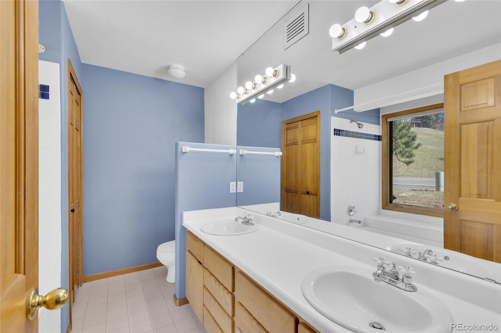 23617 Genesee Village Road, Unit A Golden, CO 80401 - Photo 17 of 40