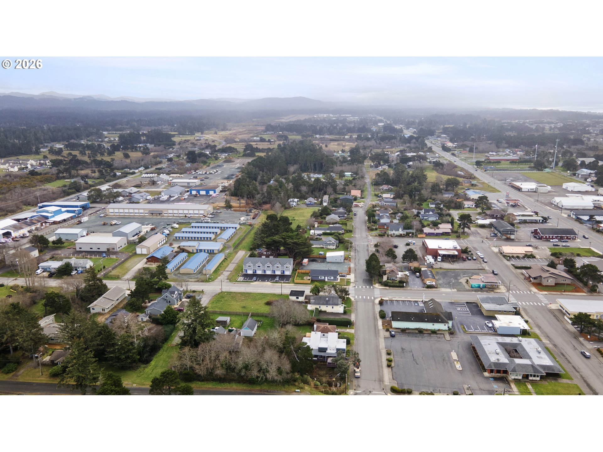 1055 Baltimore Avenue Southeast Bandon, OR 97411 - Photo 30 of 36