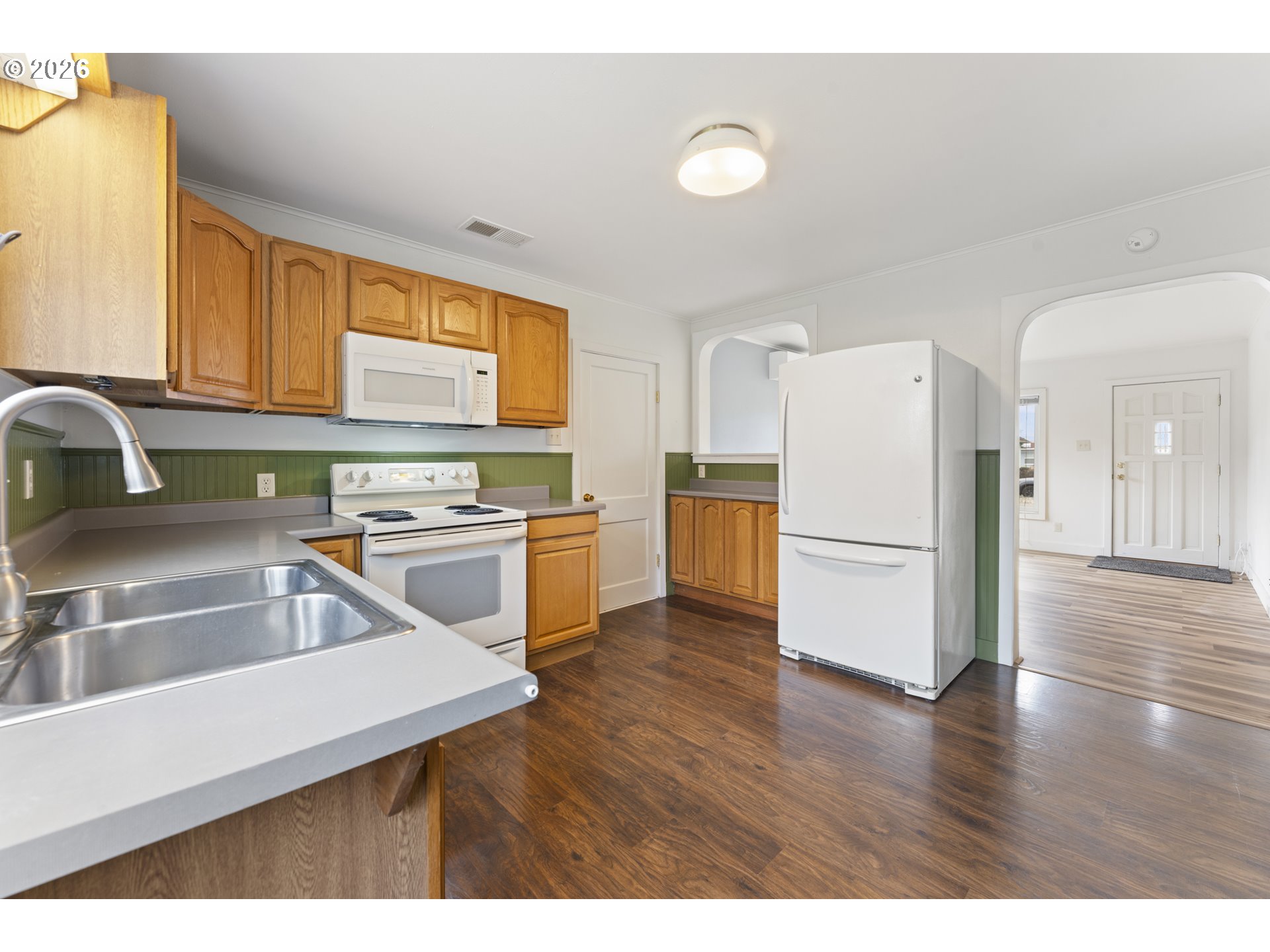 1055 Baltimore Avenue Southeast Bandon, OR 97411 - Photo 10 of 36