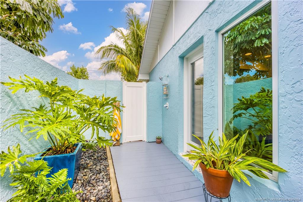 3713 Southeast Matanzas Street Stuart, FL 34996 - Photo 21 of 53