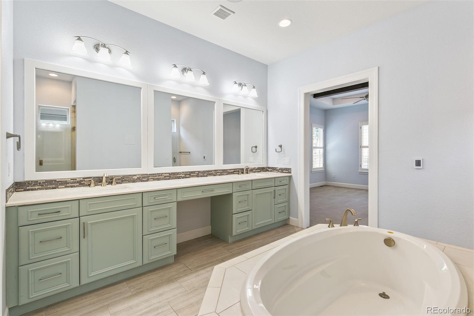 5943 South Olive Circle Centennial, CO 80111 - Photo 21 of 50